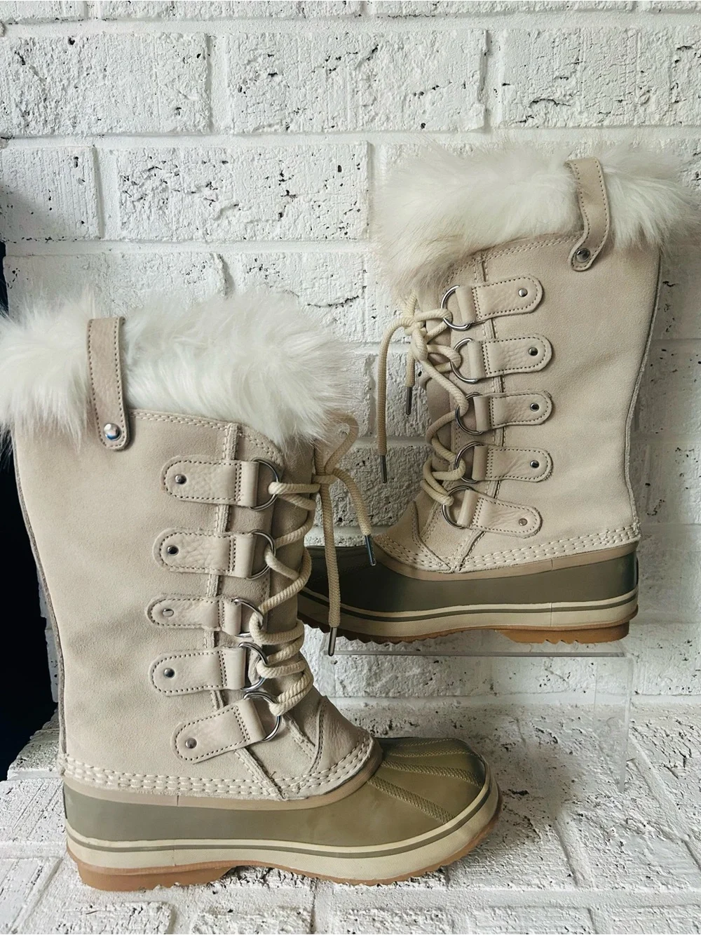 Sorel Joan of Arctic waterproof boots cream/fawn size 8.5